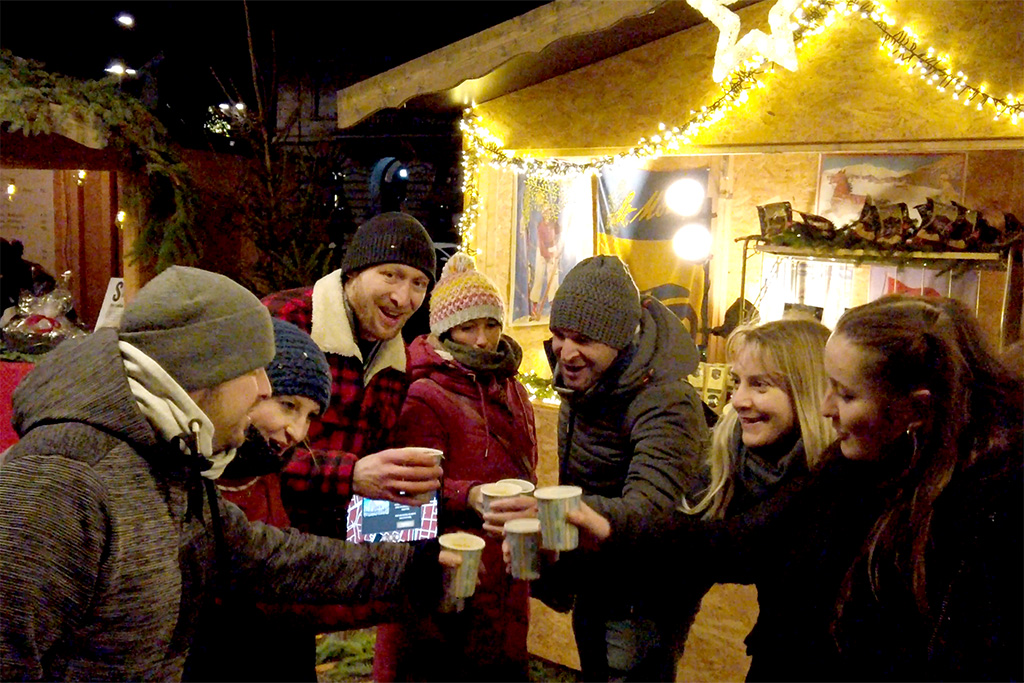 Abenteuer Weihnachtsmarkt - Die Nacht Der Langen Schatten [Adventure Christmas Market - The Night of the Long Shadows] [Outdoor]