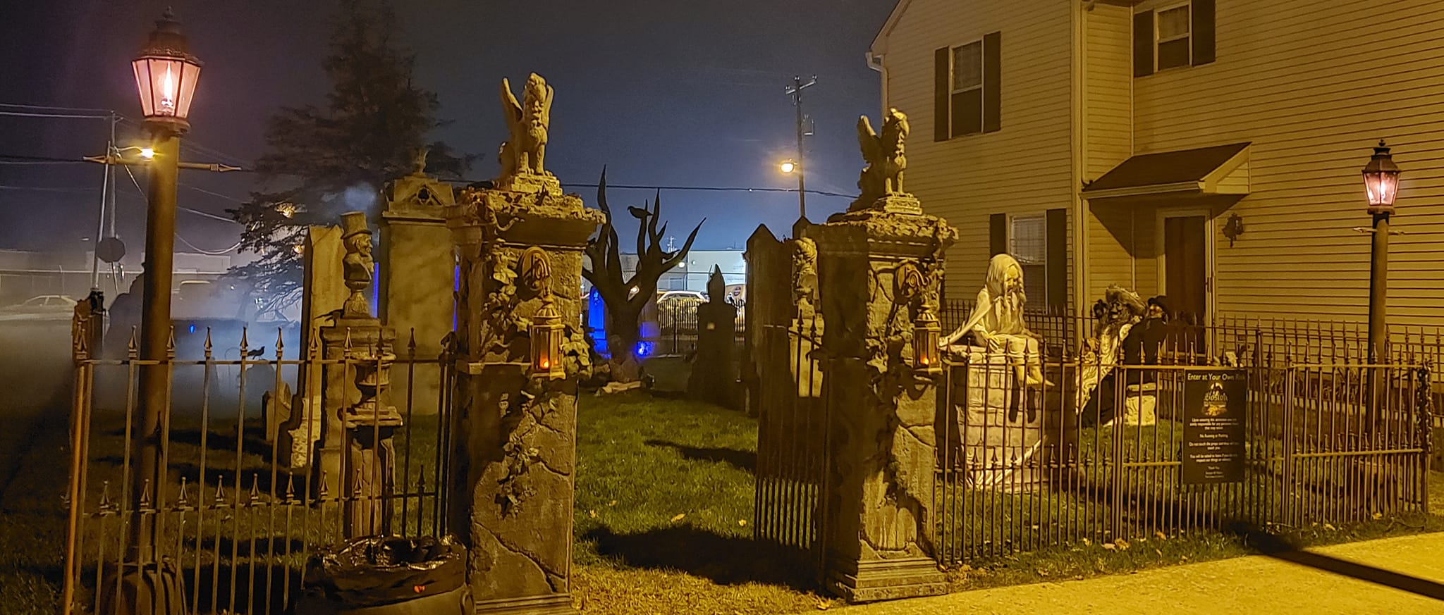 Boston Haunted Manor