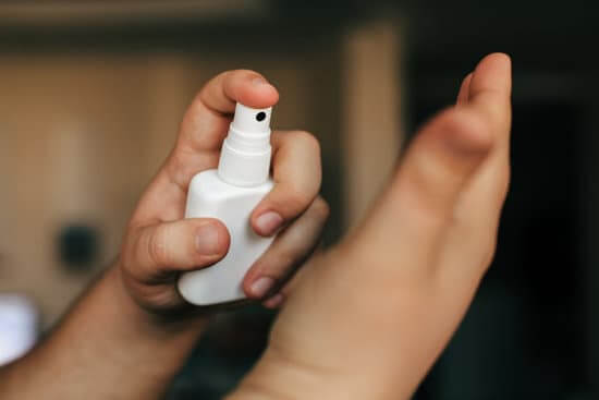 how to use minoxidil