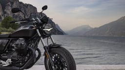 Moto Guzzi black thumbnail 5