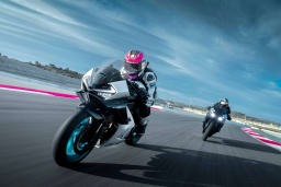 CFMOTO black thumbnail 3