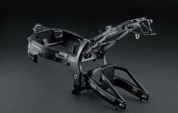 Suzuki black thumbnail 4
