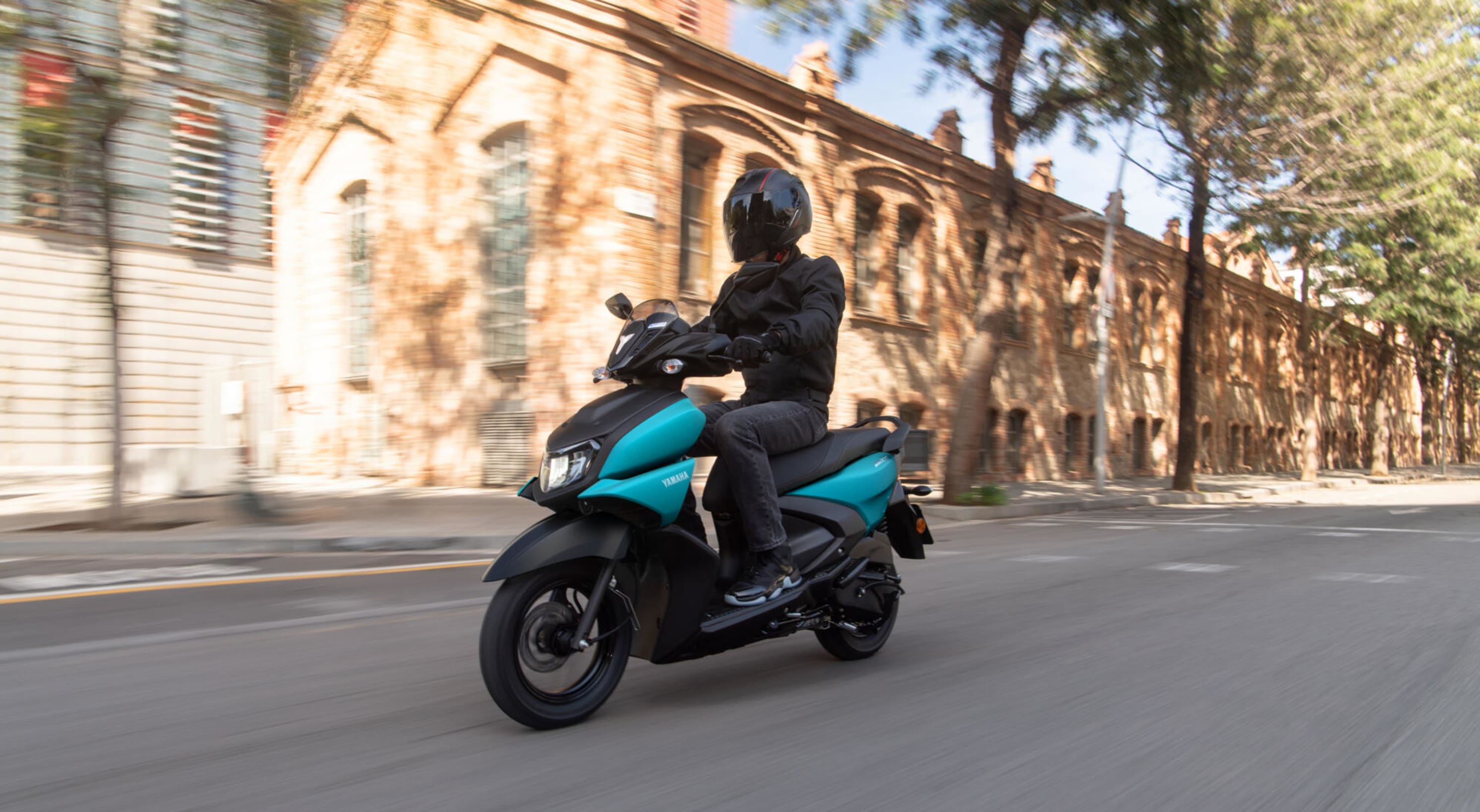 Yamaha Matt Cyan 6