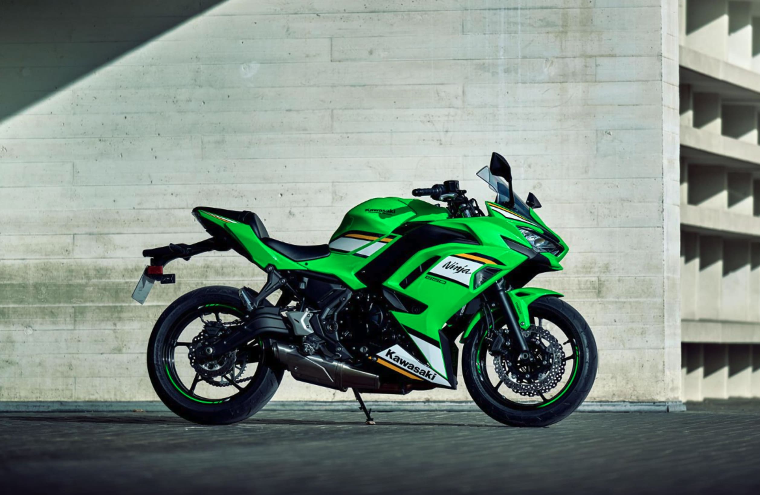Kawasaki black 5