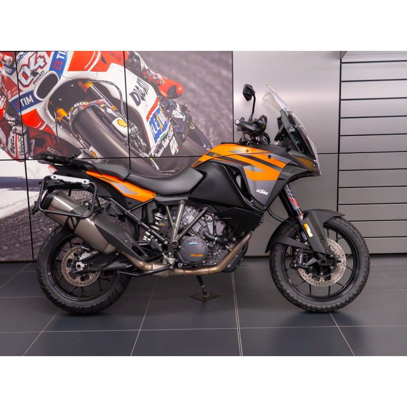 GALLERY_USED_707590_KTM_1290_SUPER_ADVENTURE_S_20241031_001-Enhanced-NR.jpg