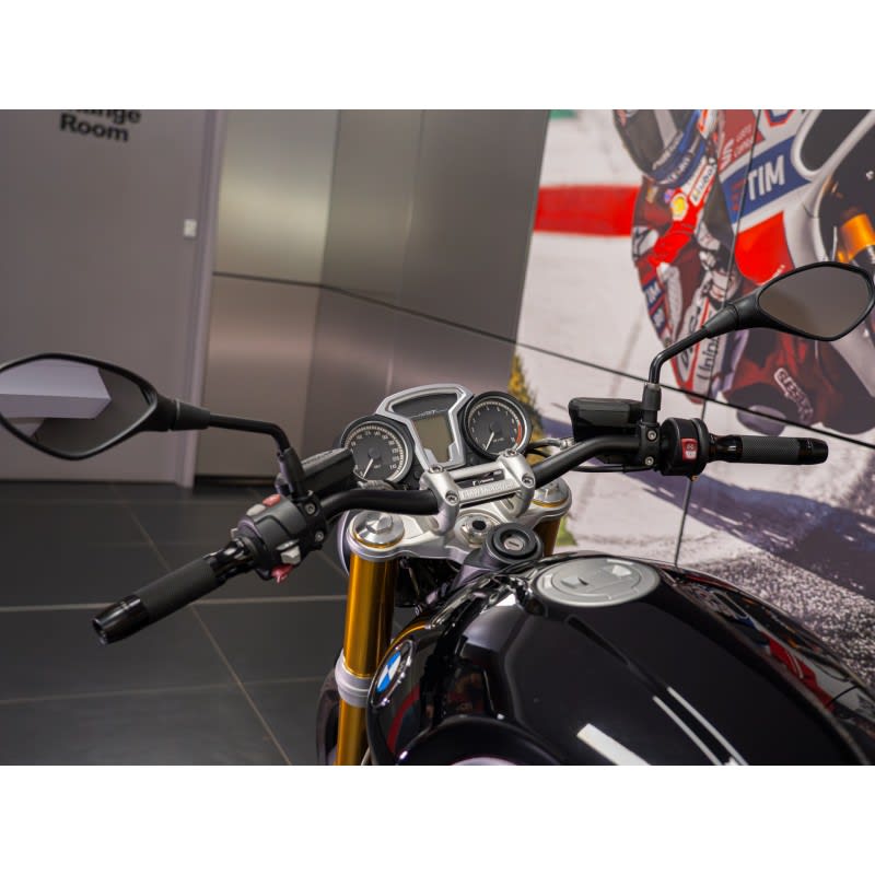 707802_BMW_RNINET_20241206_004.jpg