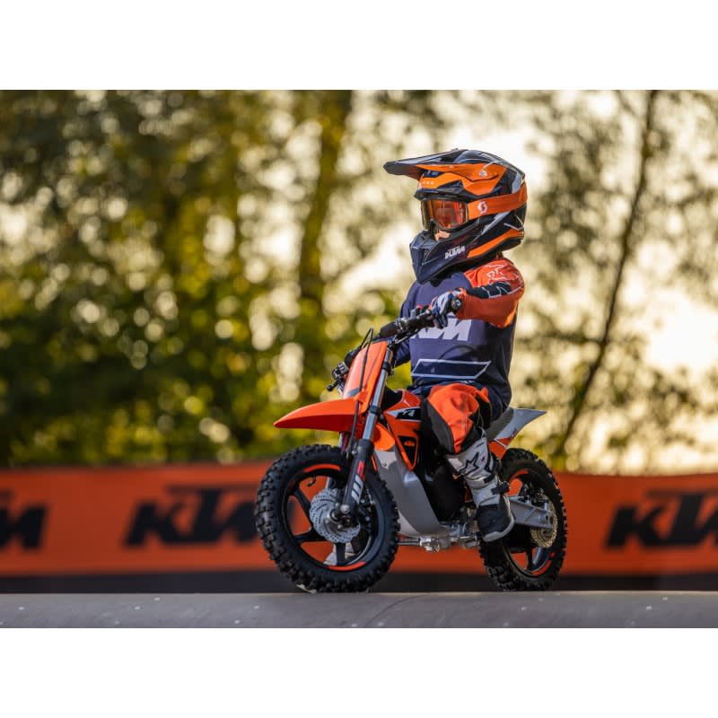 KTM_SXE2_2024_20231013_014.jpg