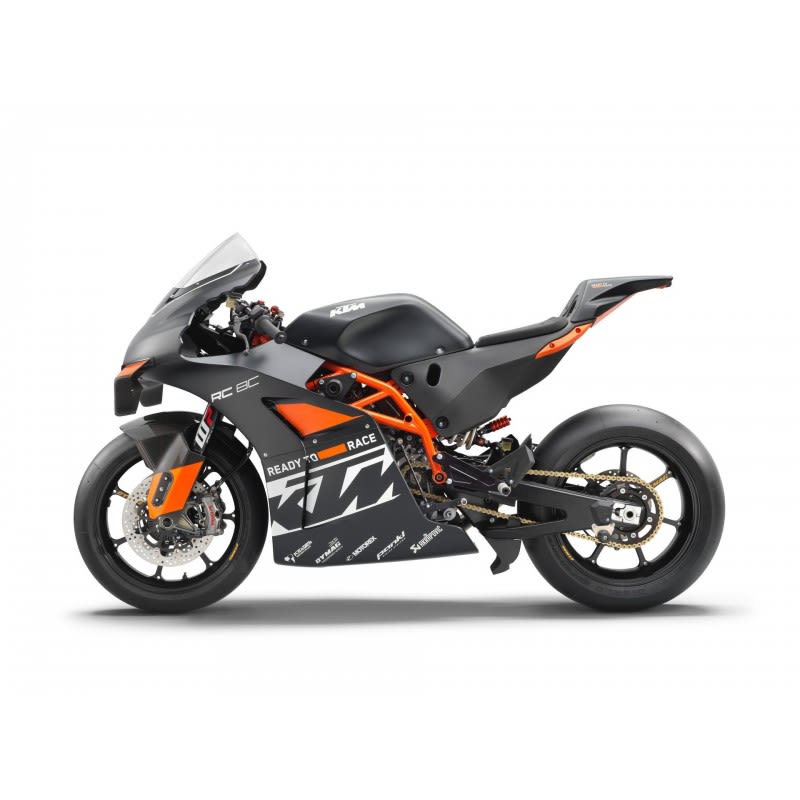 KTM_SUPERSPORT_RC8C_MY23_20231106_005.jpg