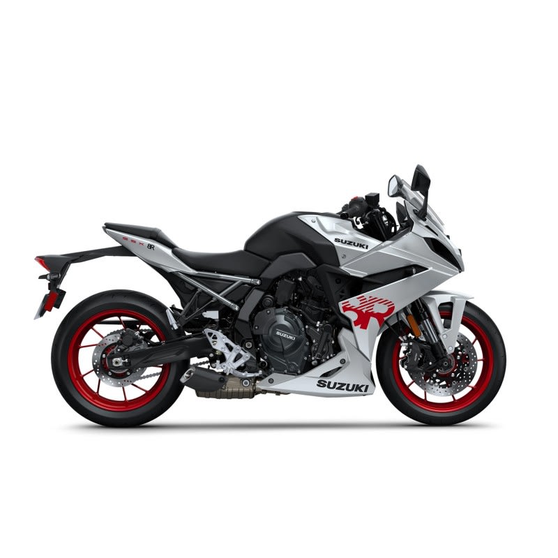 SUZUKI_GSX8R_MY24_SILVER_20231204_001.jpg