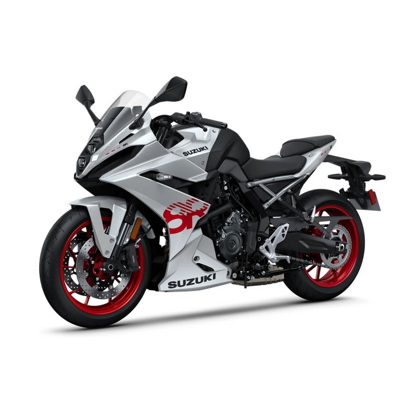 SUZUKI_GSX8R_MY24_SILVER_20231204_006.jpg