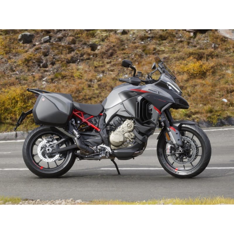 DUCATI_MULTISTRADA_V4_S_GRAND_TOUR_2024_20240108_002.jpg