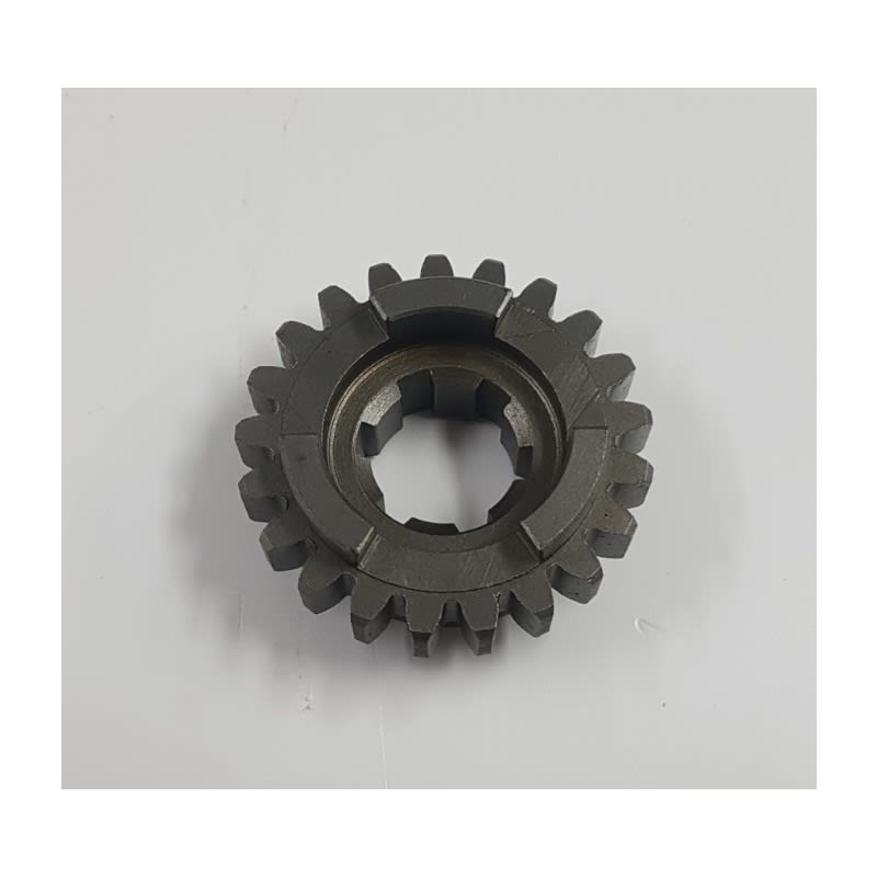 Suzuki 4th Driven Gear