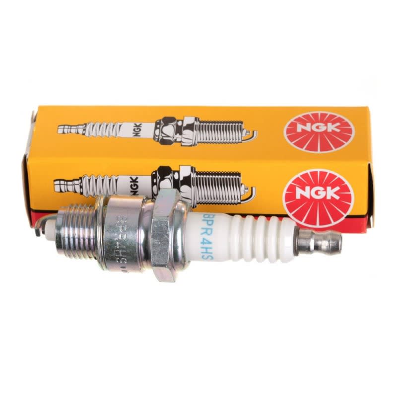 NGK Spark Plug  - BPR4HS (7823)