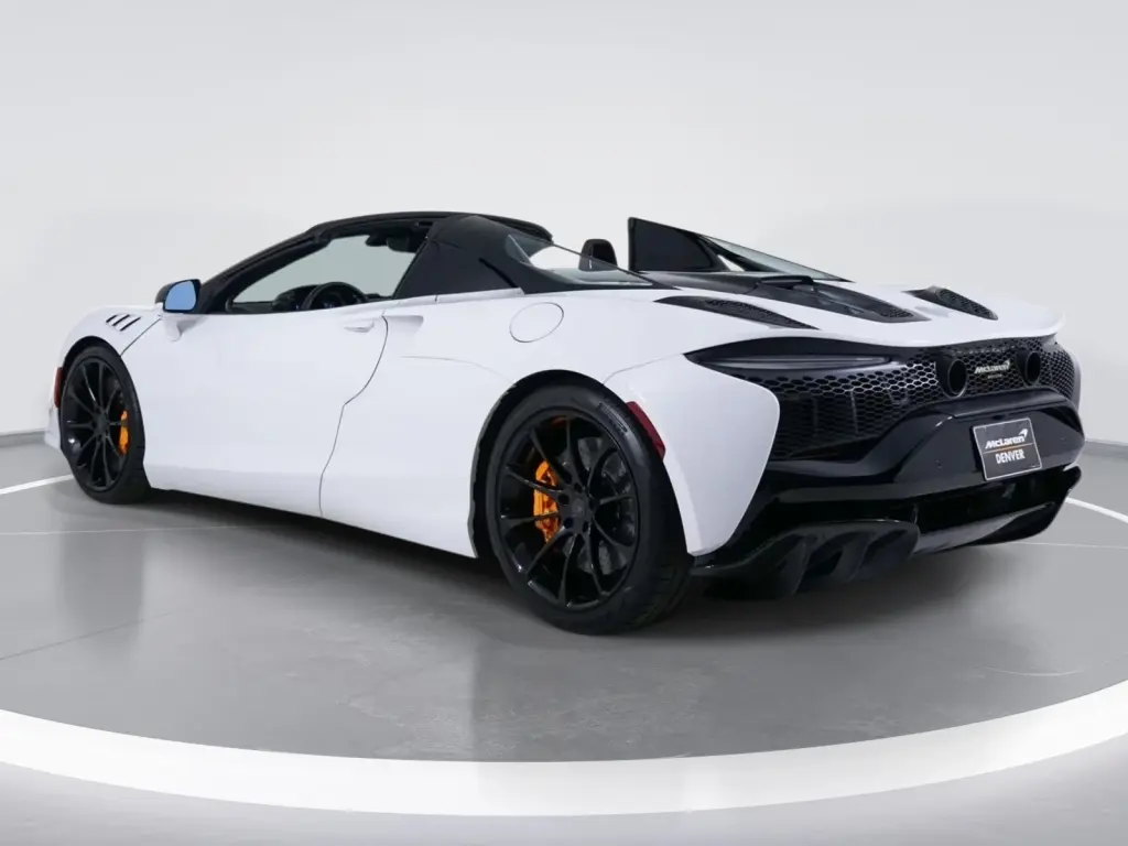 Artura Spider vehicle image