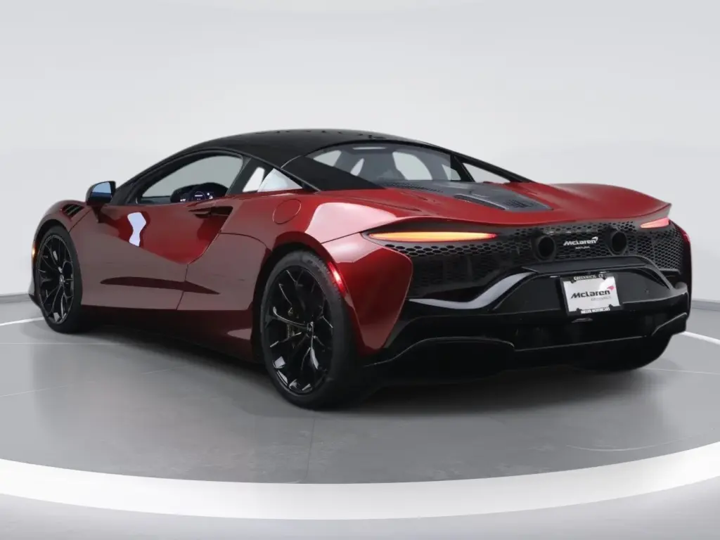 Artura vehicle image