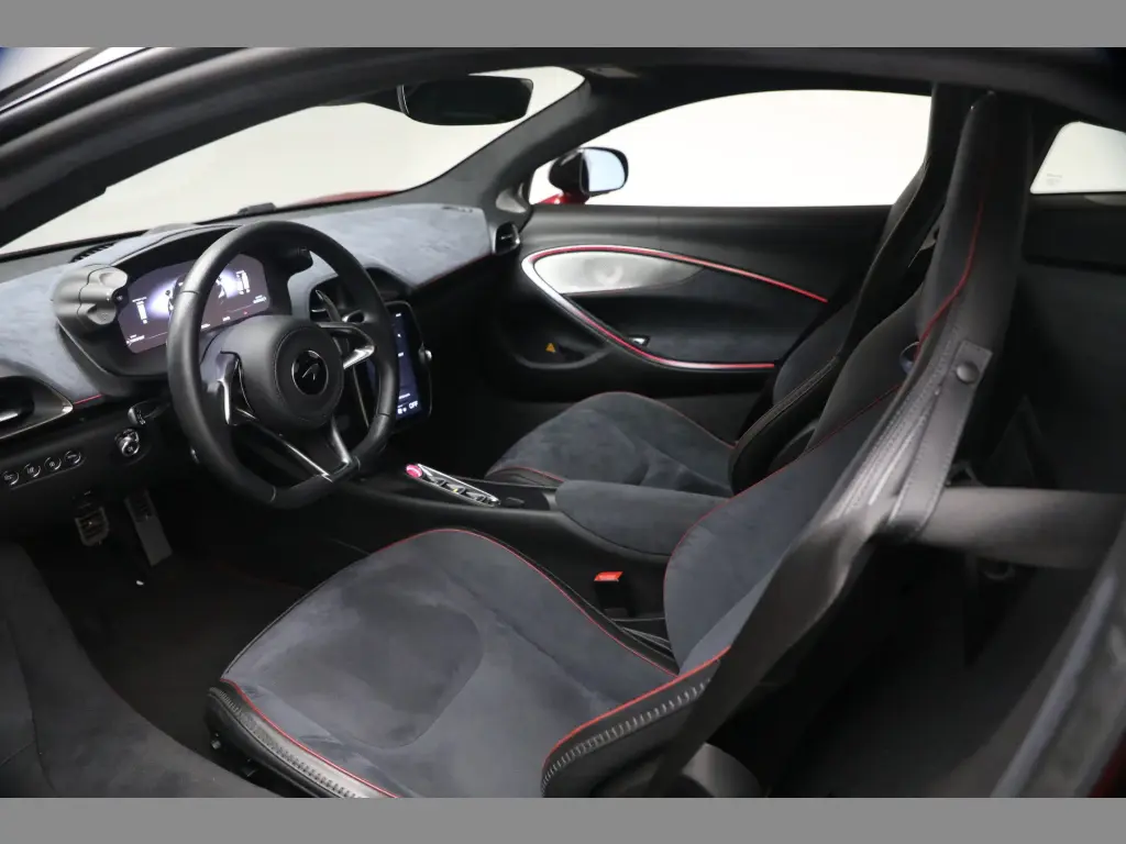 Artura vehicle image