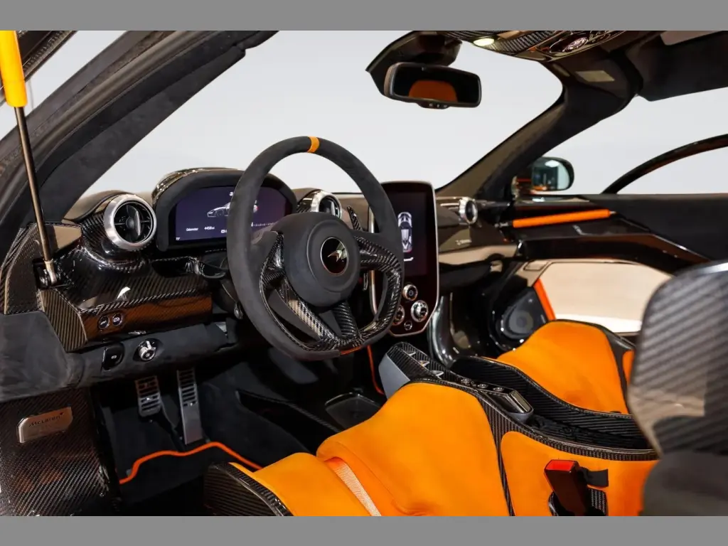 Senna vehicle image