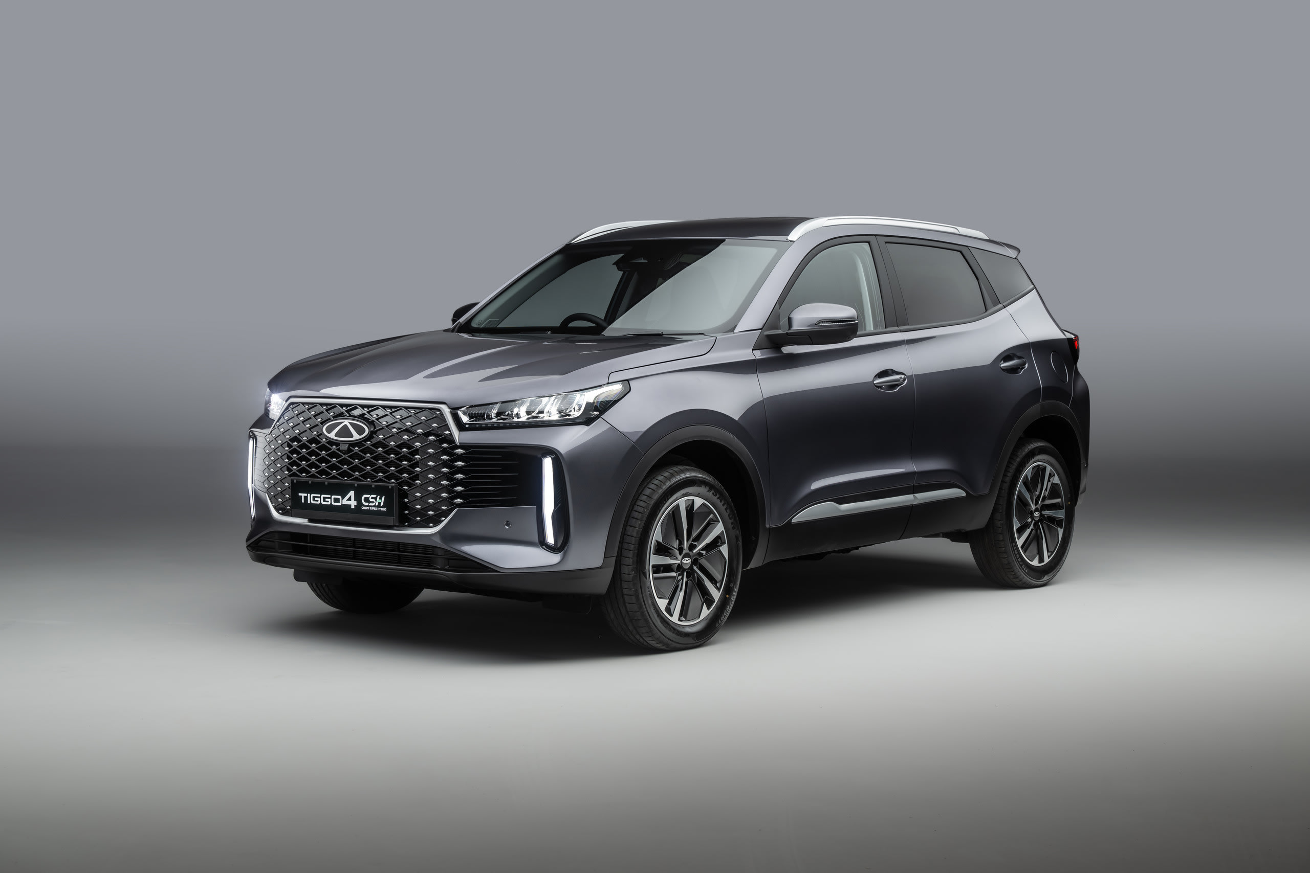 Chery TIGGO 4 Super Hybrid in grey