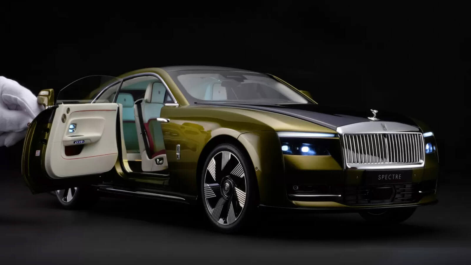 Full vehicle details of 2024 Rolls-Royce Spectre Spectre