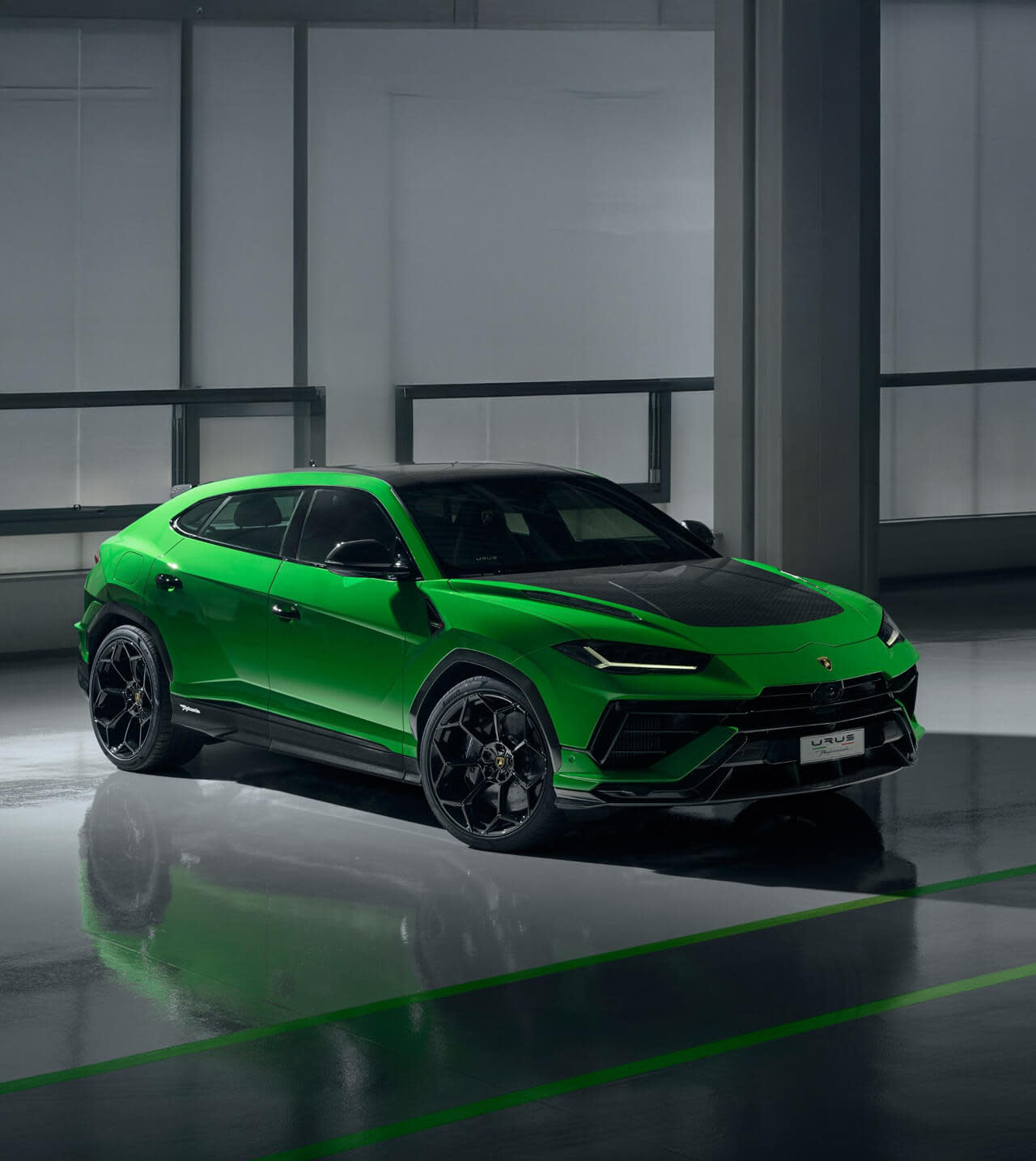 Pre-Owned Lamborghini Urus Performante