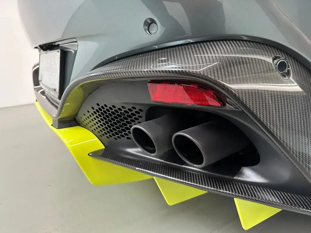 Aston Martin Vantage (2017-23) Vantage AMR Coupe 4.0 - 2019 - Joinsteer - #17