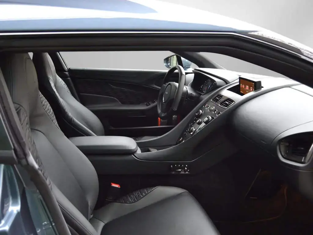 Aston Martin Vanquish II Vanquish Zagato Shooting Brake 5.9 - 2019 - Joinsteer - #15