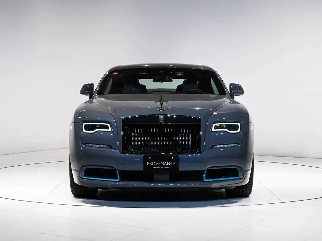 Полные сведения об автомобиле 2021 rolls-royce Wraith Black Badge Wraith  Индивидуальный цвет экстерьера Антрацитовый Металлическая приборная панель  — темное матированное покрытие — доступно для продажи у Rolls-Royce Motor  Cars Tokyo 4-1 Kioi-Cho ...