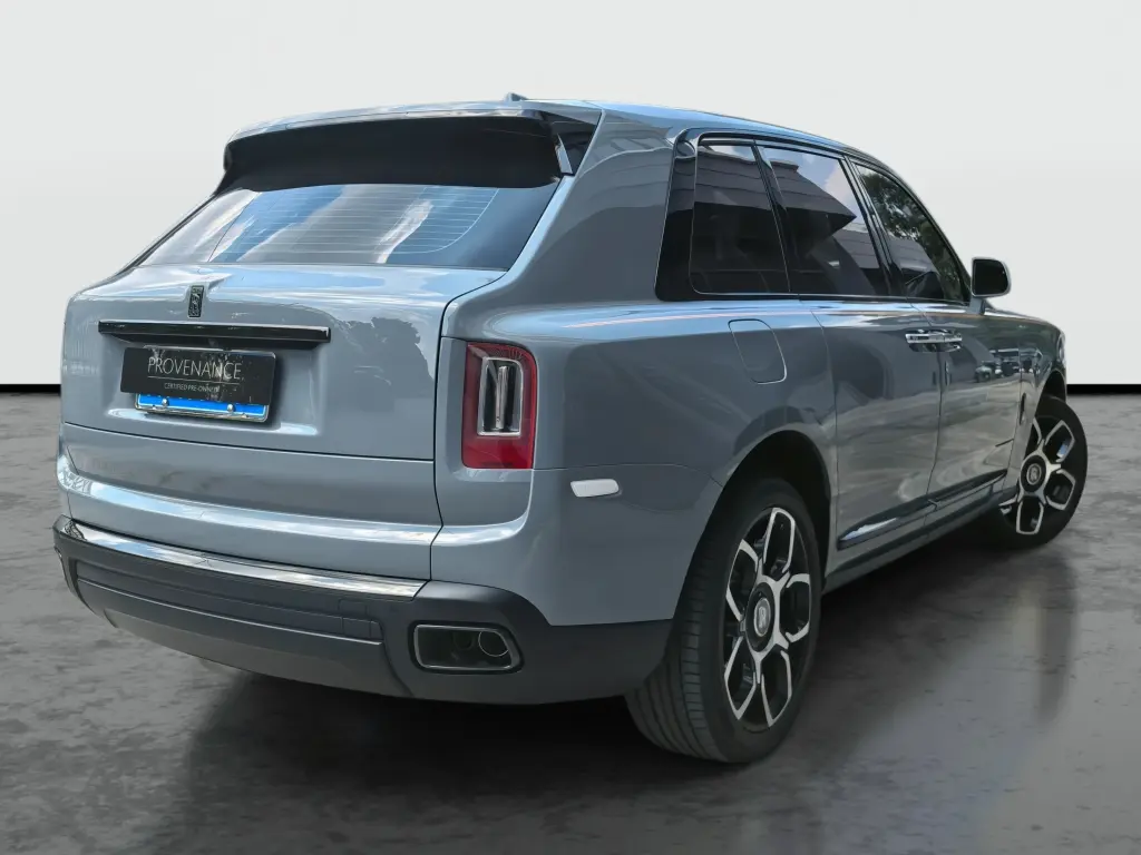 2022 Black Badge Cullinan