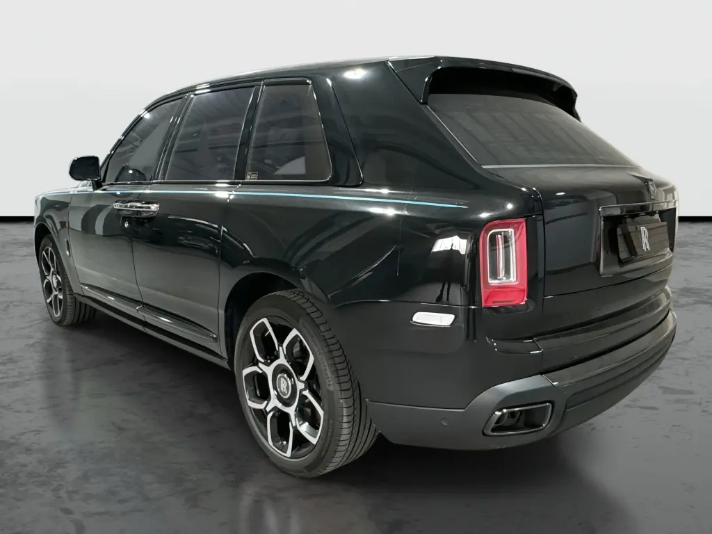 2024 Black Badge Cullinan