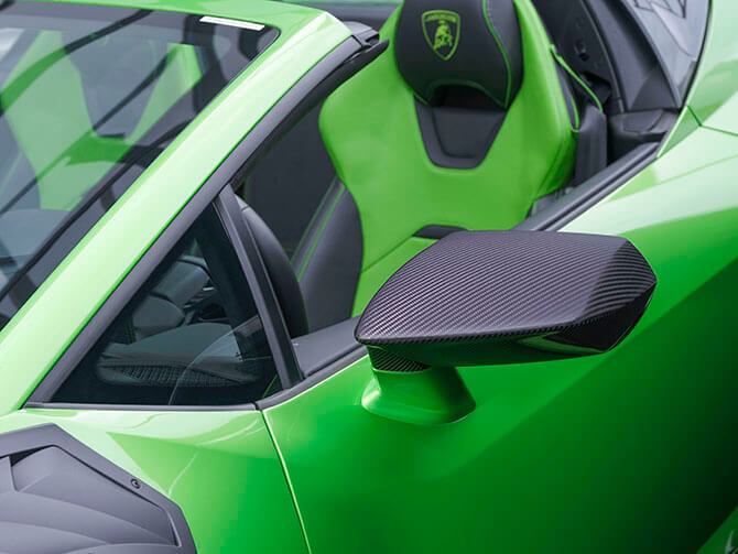 Aussenspiegel aus Carbonfaser