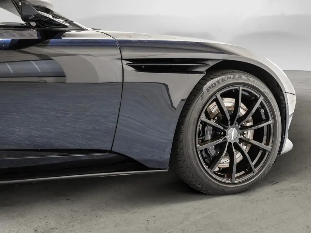 Aston Martin DB11 V12 AMR Coupe 5.2 - 2021 - Joinsteer - #9