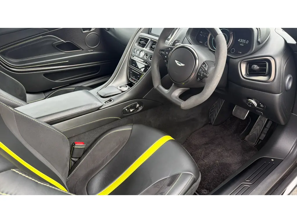 2019 DB11 V12 AMR Coupe thumbnail vehicle image 2