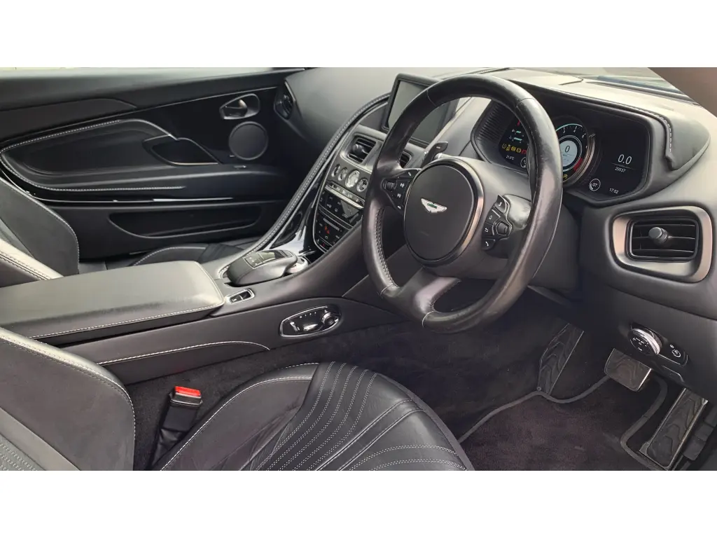 2019 DB11 V12 AMR Coupe thumbnail vehicle image 2