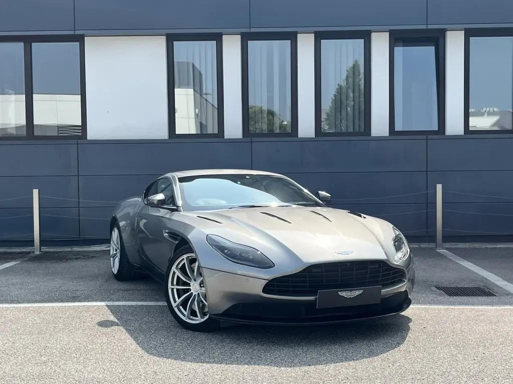 2019 DB11 V12 AMR Coupe main vehicle image
