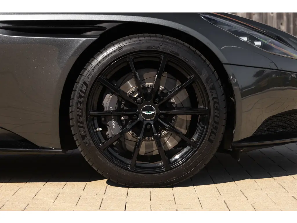 2021 DB11 V12 AMR Coupe thumbnail vehicle image 3