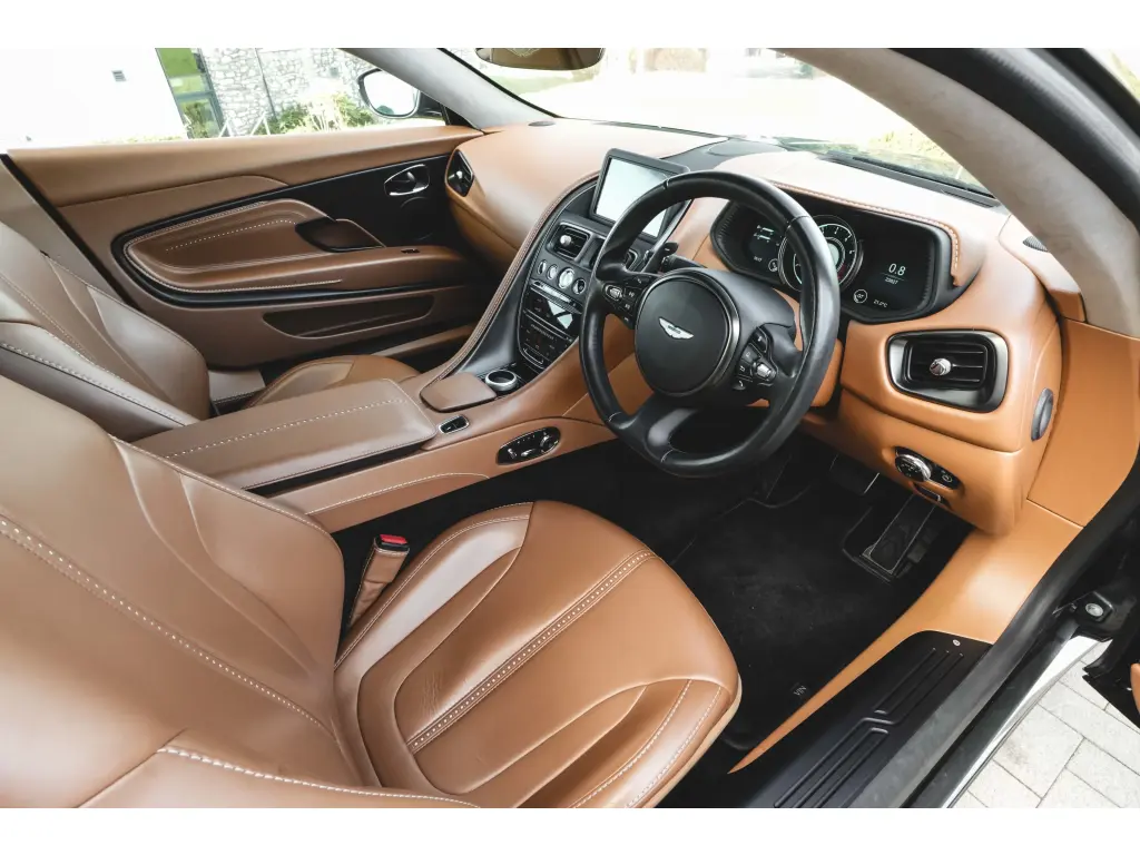 2017 DB11 V12 Coupe thumbnail vehicle image 2