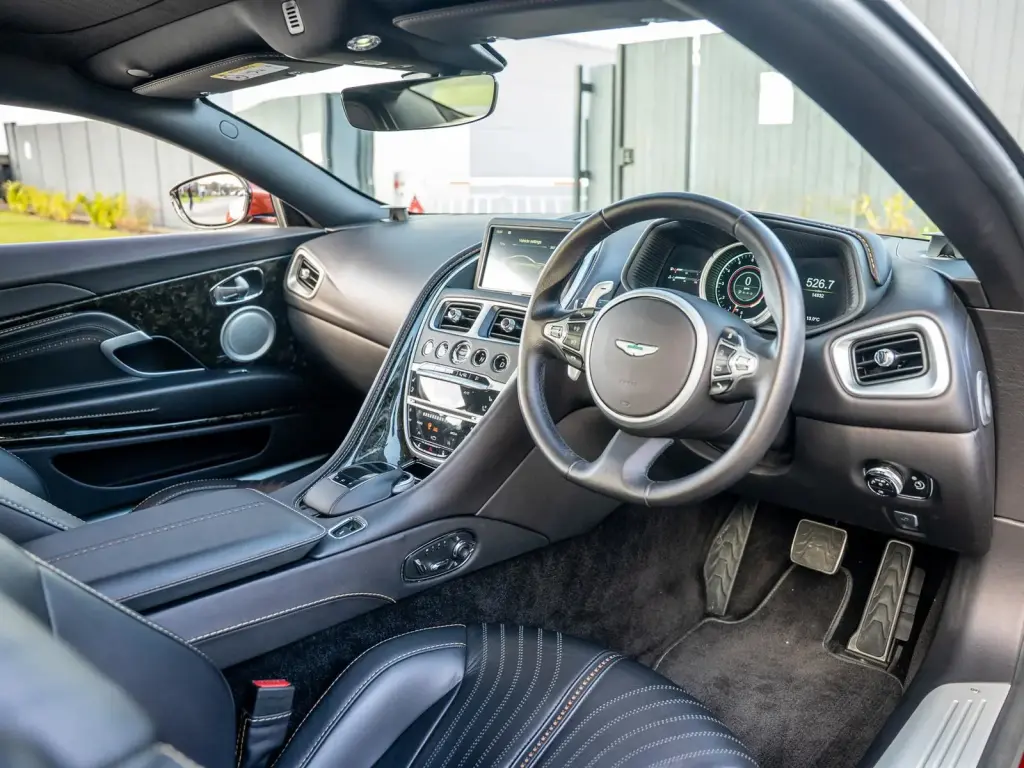 2017 DB11 V12 Coupe thumbnail vehicle image 2