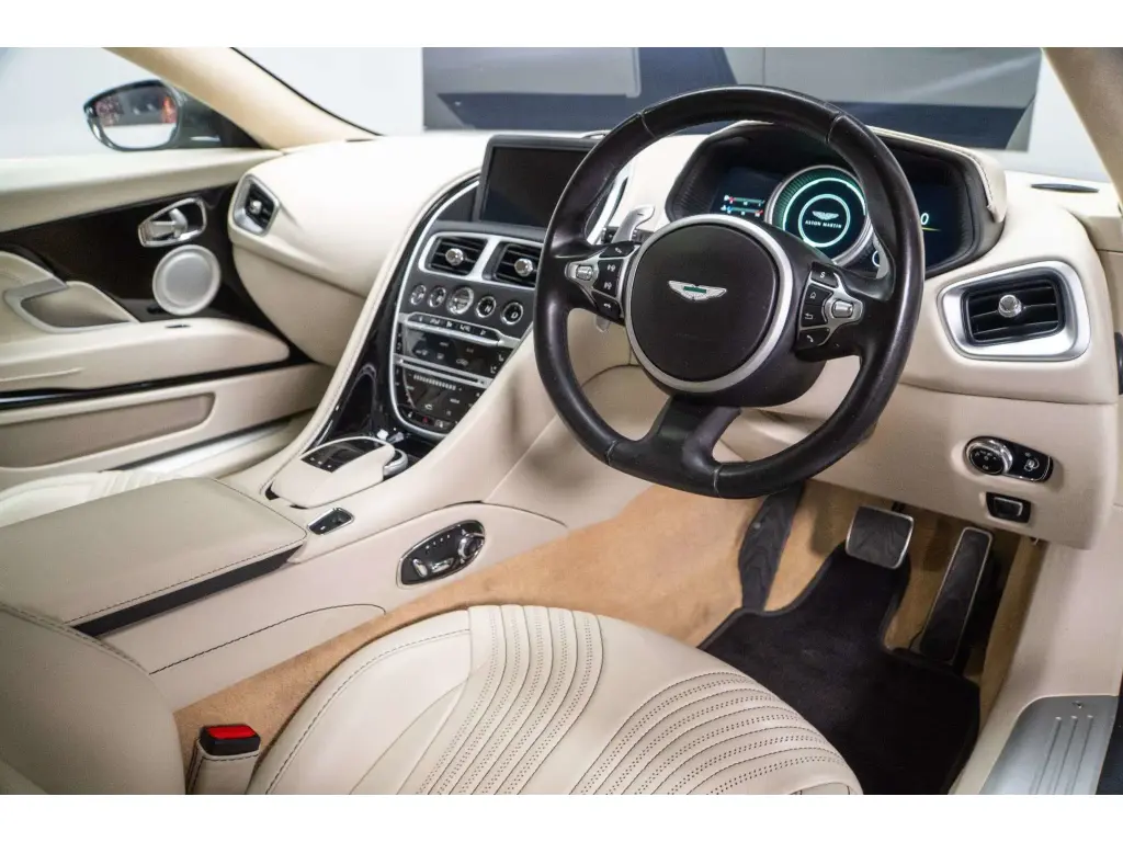2017 DB11 V12 Coupe thumbnail vehicle image 2
