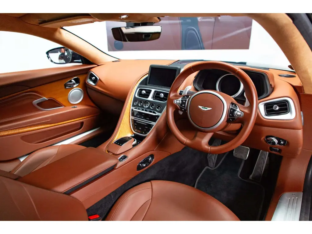 2017 DB11 V12 Coupe thumbnail vehicle image 2