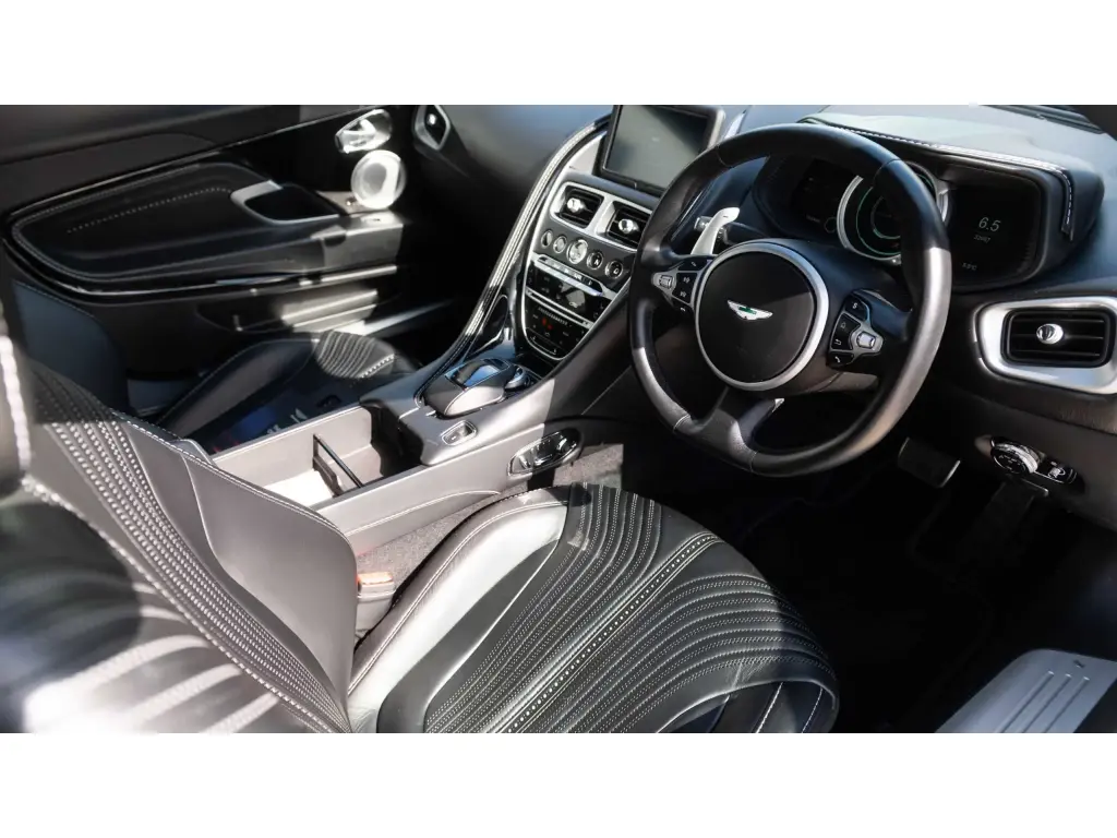 2017 DB11 V12 Coupe thumbnail vehicle image 2