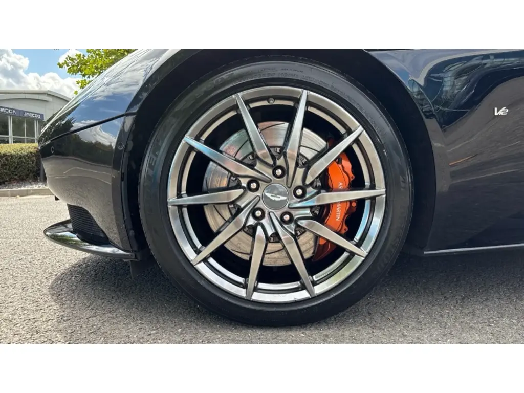 2017 DB11 V12 Coupe thumbnail vehicle image 3