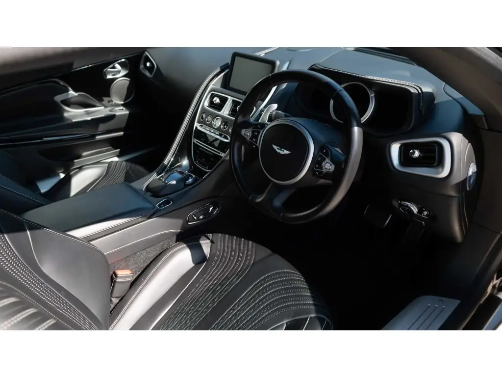 2017 DB11 V12 Coupe thumbnail vehicle image 2