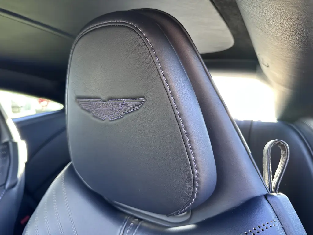 Aston Martin DB11 V12 Coupe 5.2 -  - Joinsteer - #4