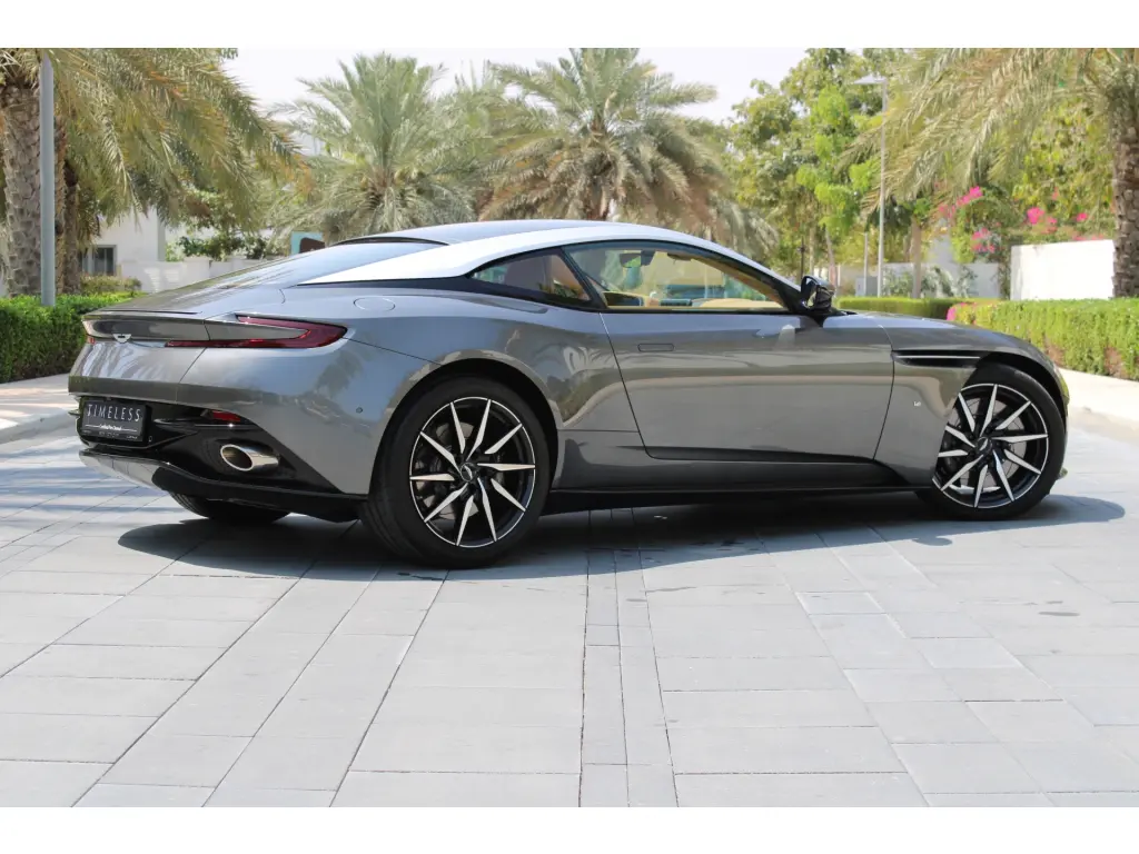 2017 DB11 V12 Coupe thumbnail vehicle image 1