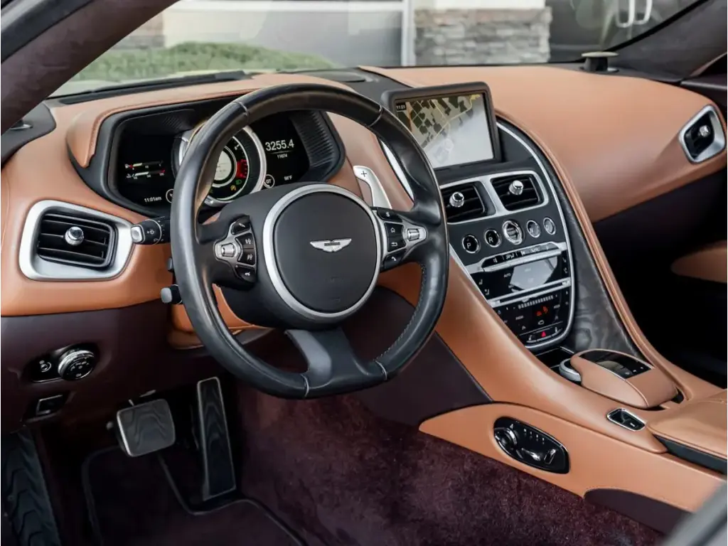 2017 DB11 V12 Coupe thumbnail vehicle image 2