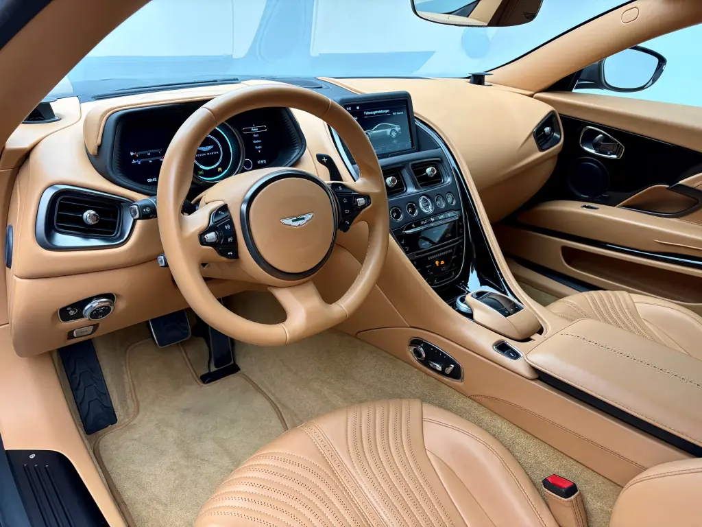 2017 DB11 V12 Coupe thumbnail vehicle image 2