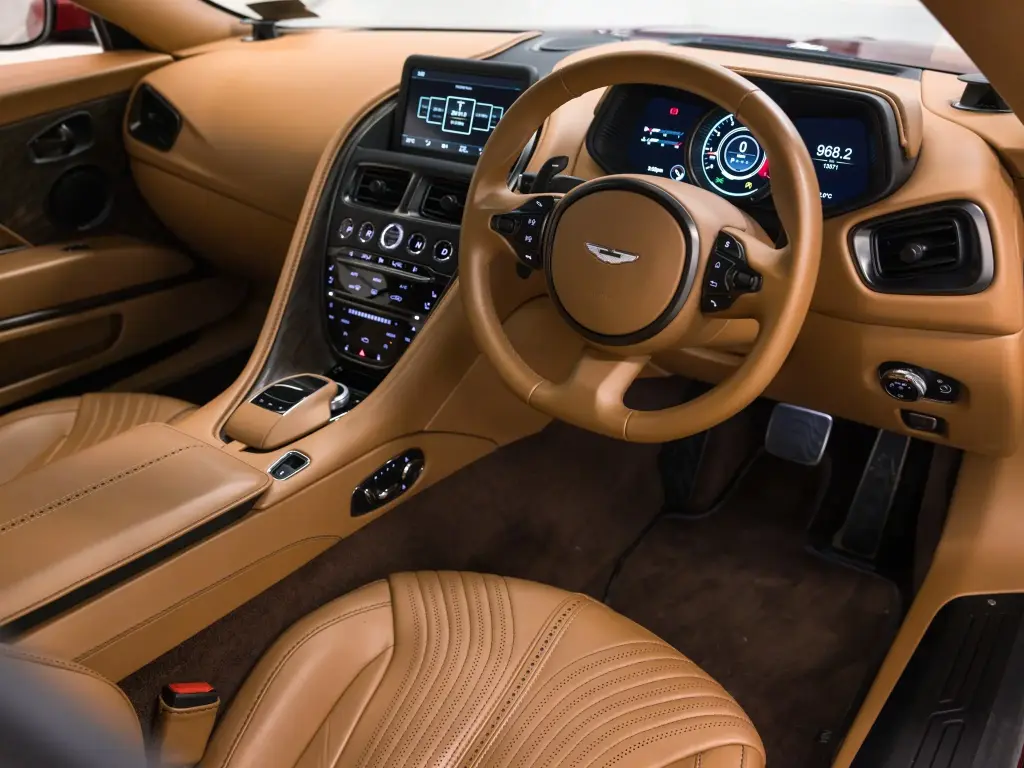 2018 DB11 V12 Coupe thumbnail vehicle image 2