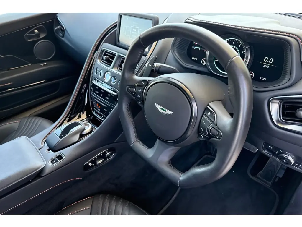 2022 DB11 V12 Coupe thumbnail vehicle image 2