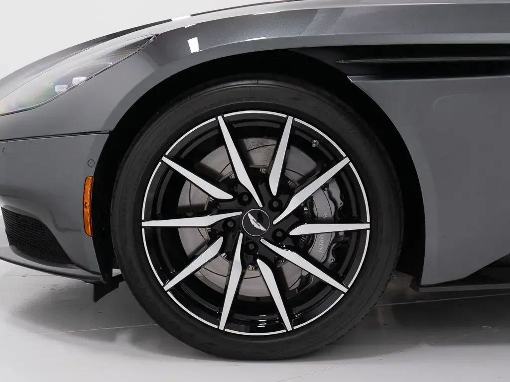 2023 DB11 V12 Coupe thumbnail vehicle image 3