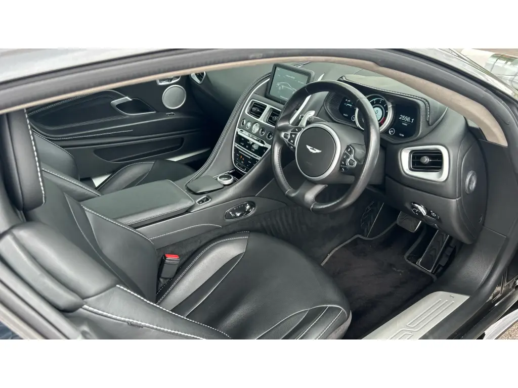 2019 DB11 V8 Coupe thumbnail vehicle image 2